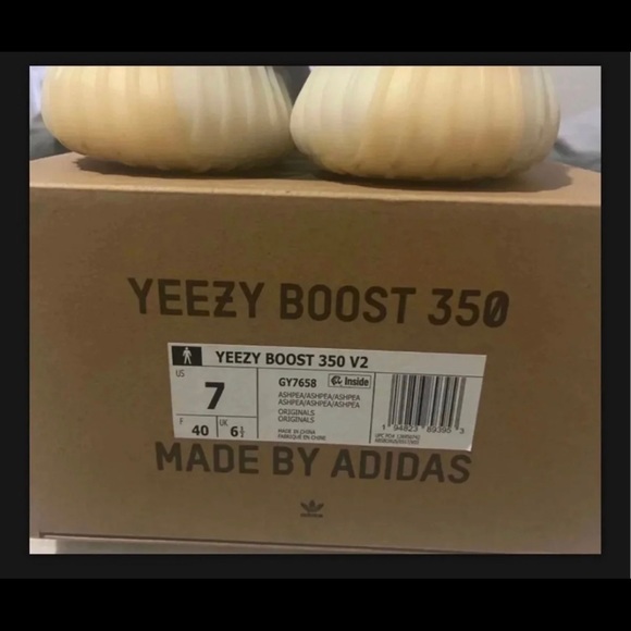 Yeezy 350 Ash Pearl